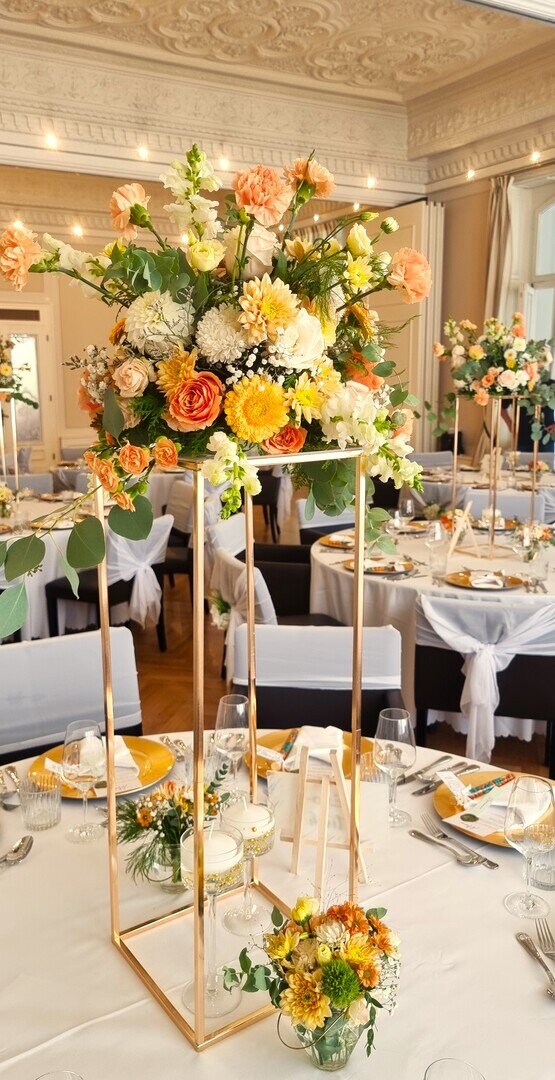 Geometrische rechteckige Säule für Blumenständer #MIETE#