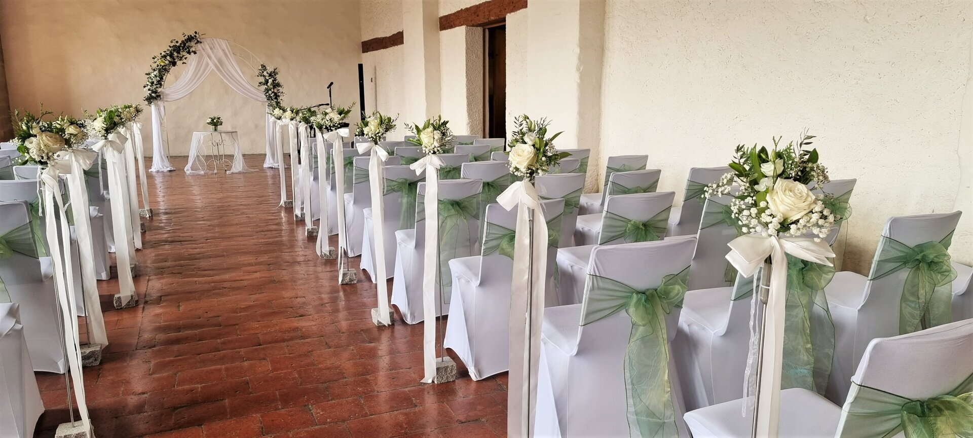 Blumenständer mit Satin/Organza Schleifen #MIETE#