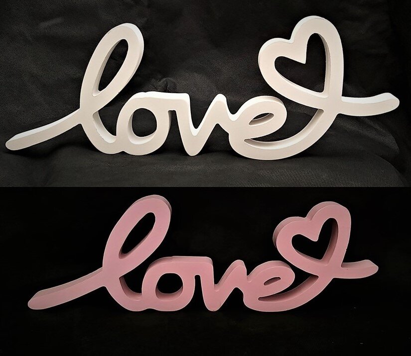 Holzschrift "Love" mit Herz #MIETE#