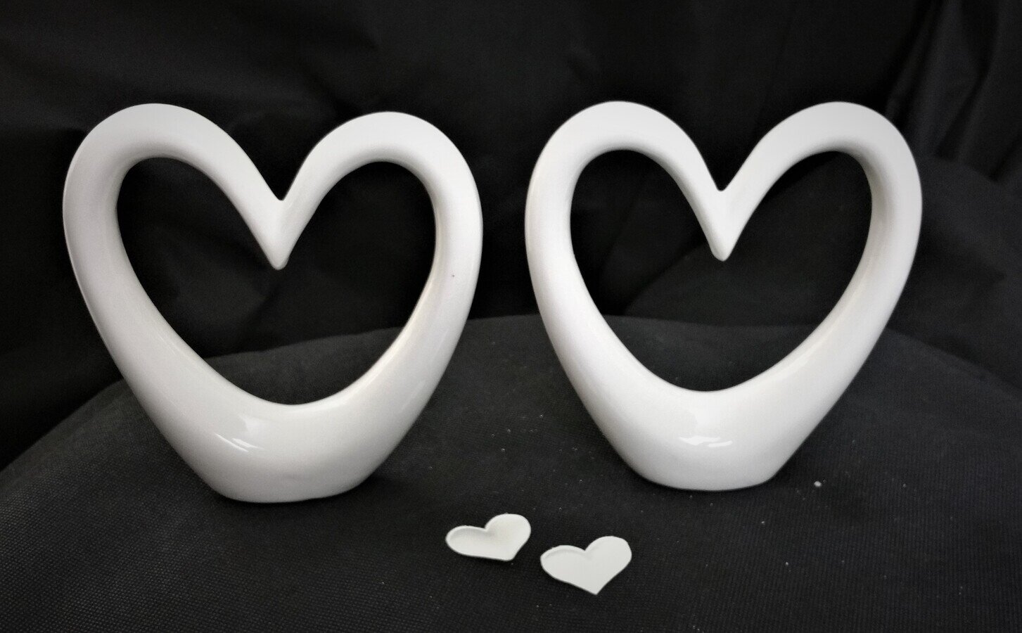 Porzellanfiguren "Herzenpaar" in Weiss #MIETE#