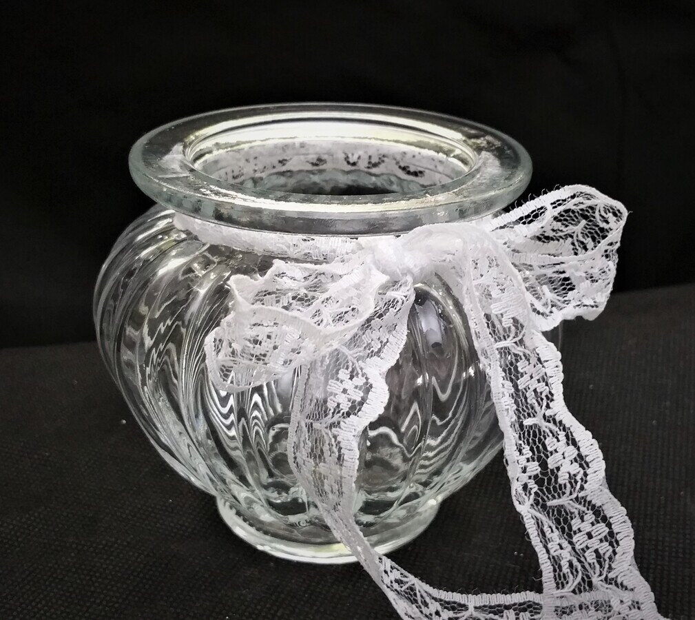 Kleine runde Vase aus Klarglas #MIETE#
