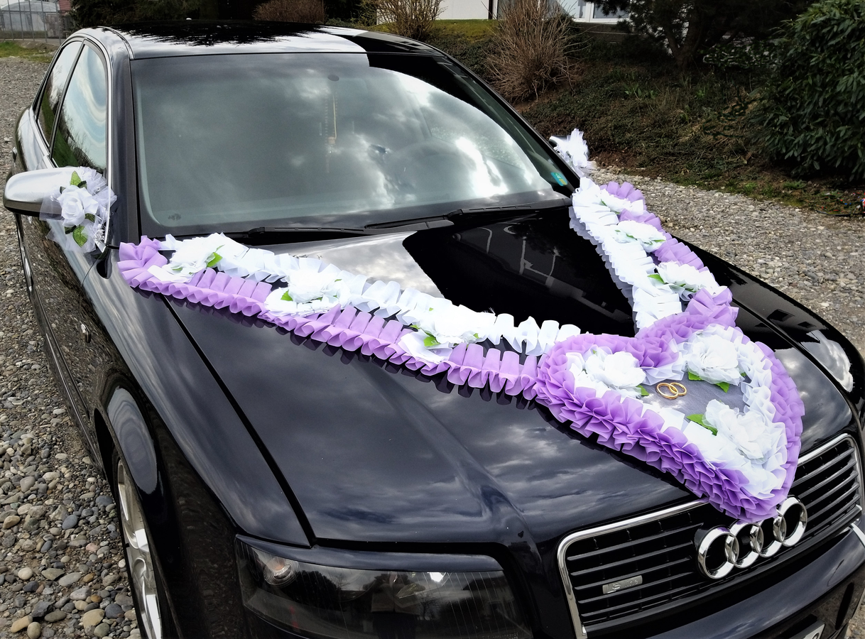 Autodekoration in Weiss-Lila 2 #MIETE#