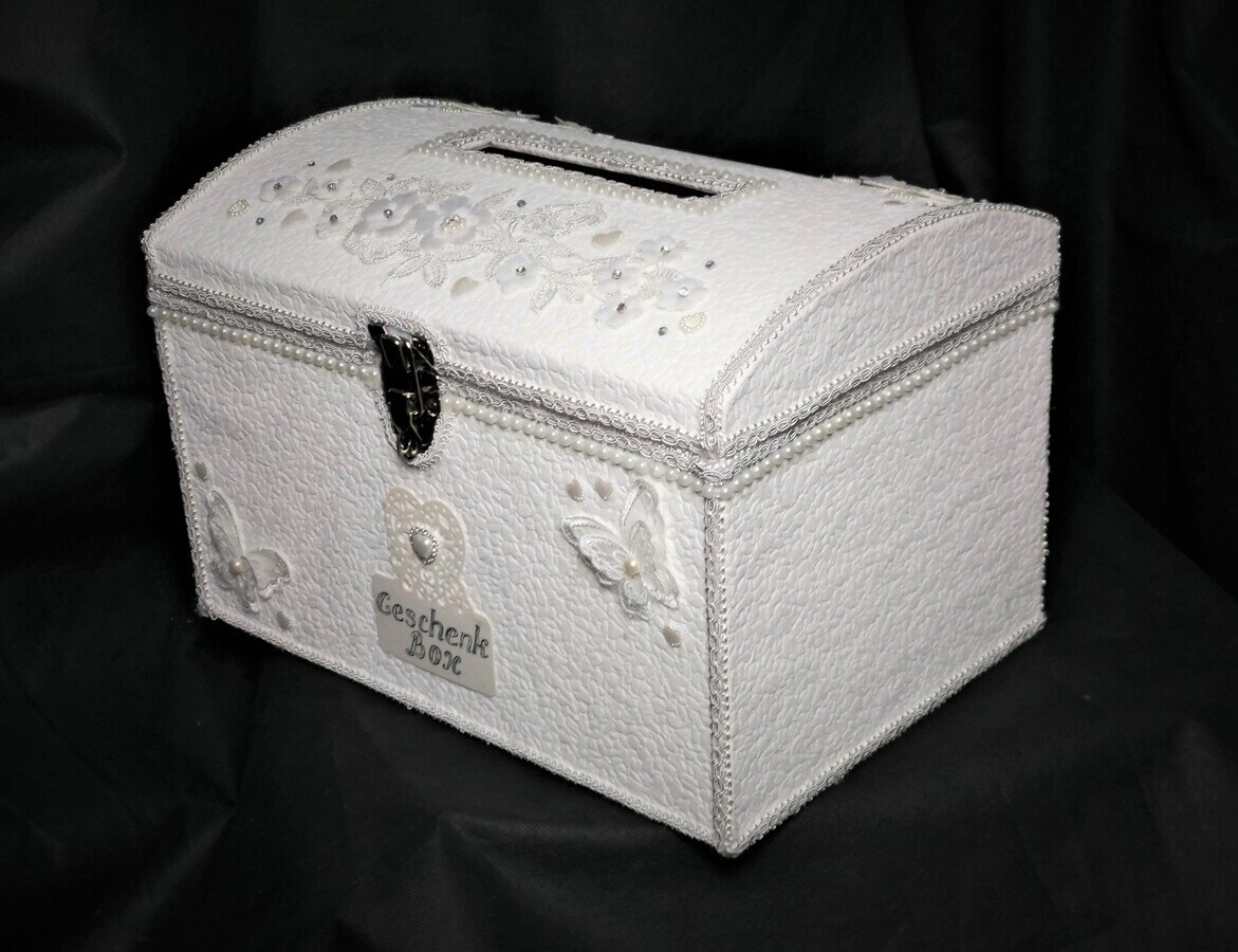 Edle Truhe als Geschenkbox #MIETE#