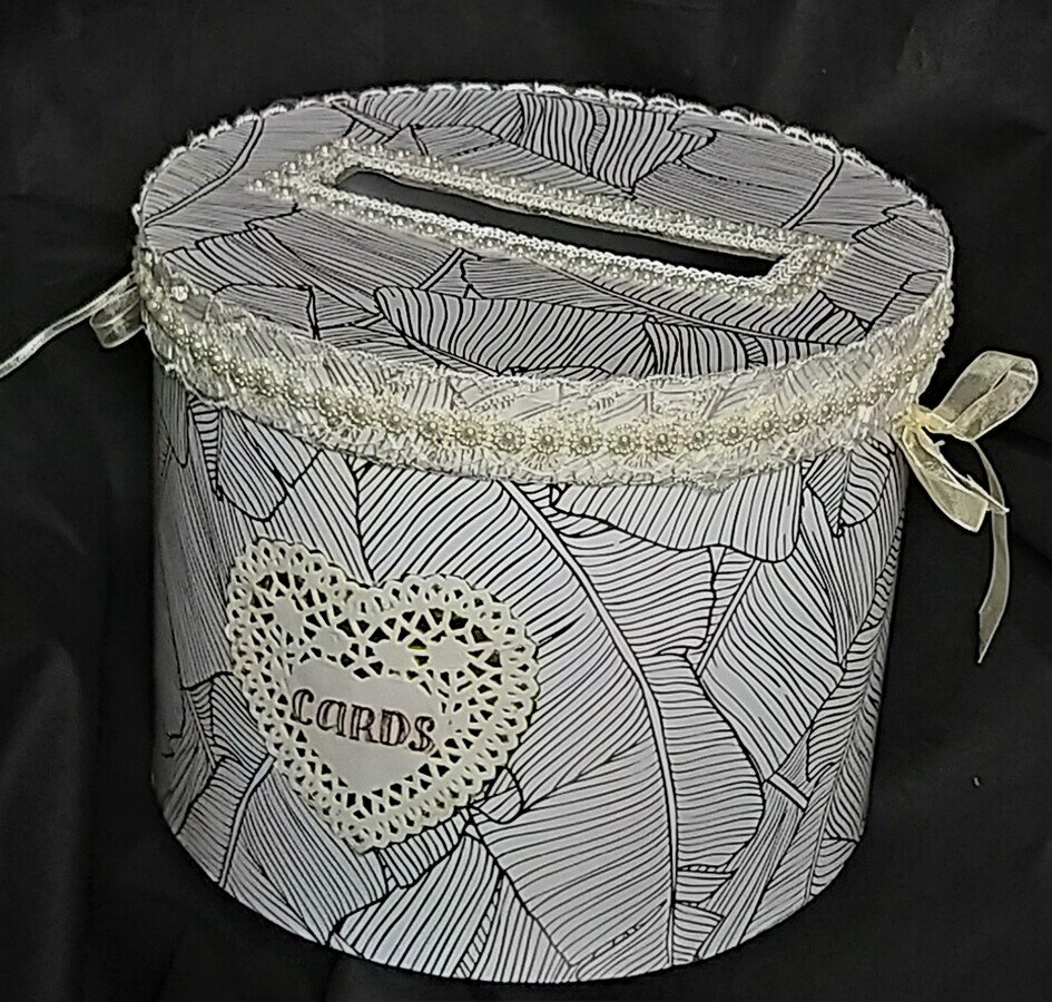 Runde Geschenkbox #MIETE#