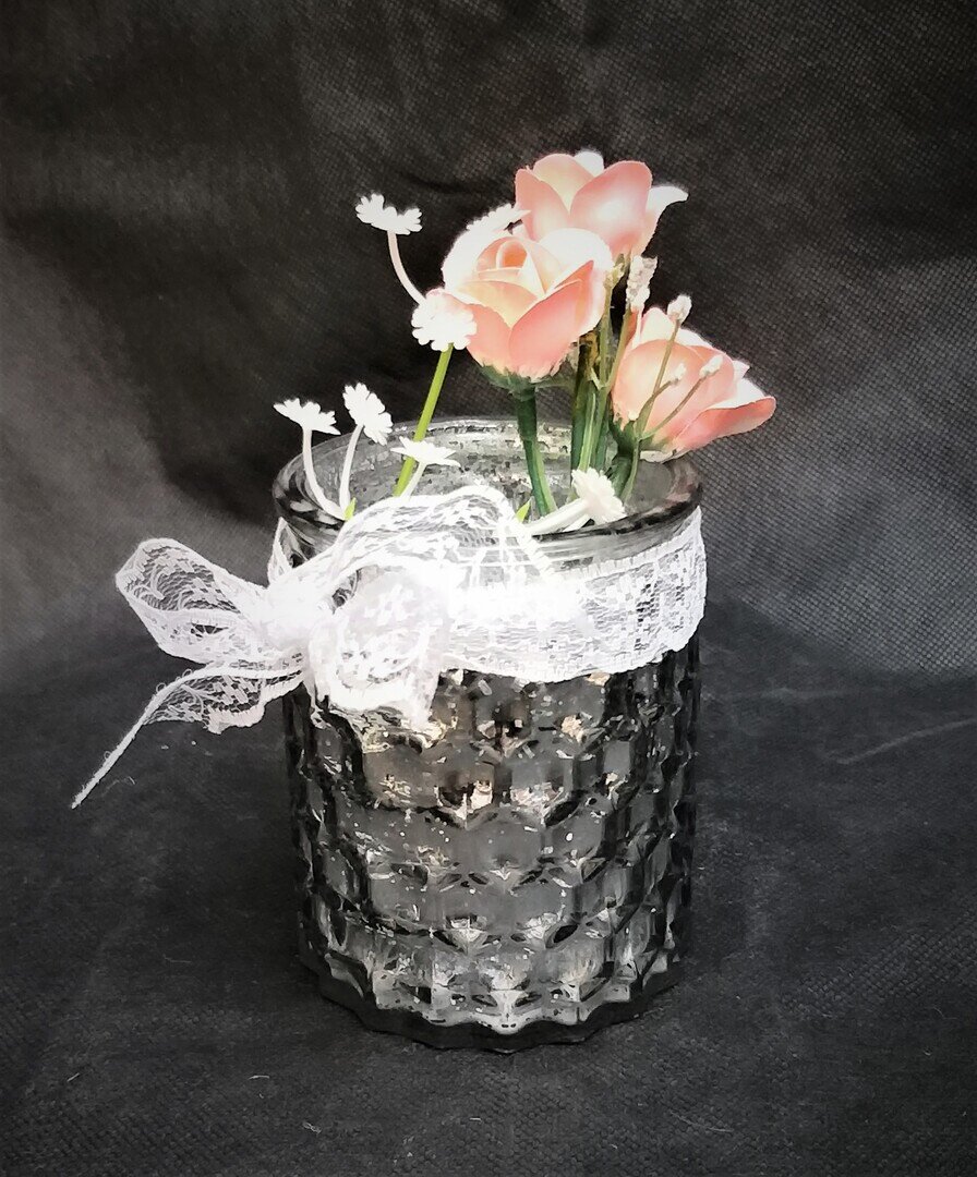 Kleine konische Vase / Teelichtglas in Silber #MIETE#