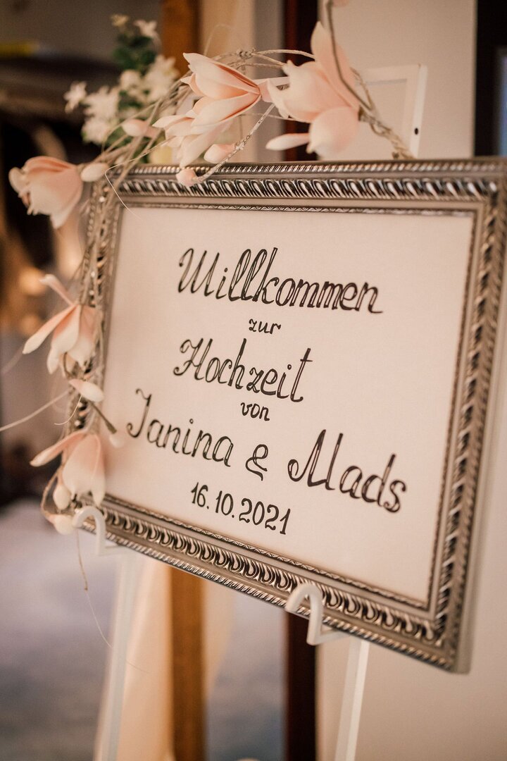 OA-EB08 Willkommensschild in Silberrahmen #ONLINE-OFFERTE#